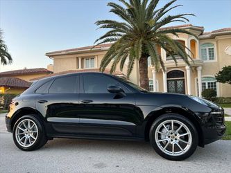 2015 Porsche Macan