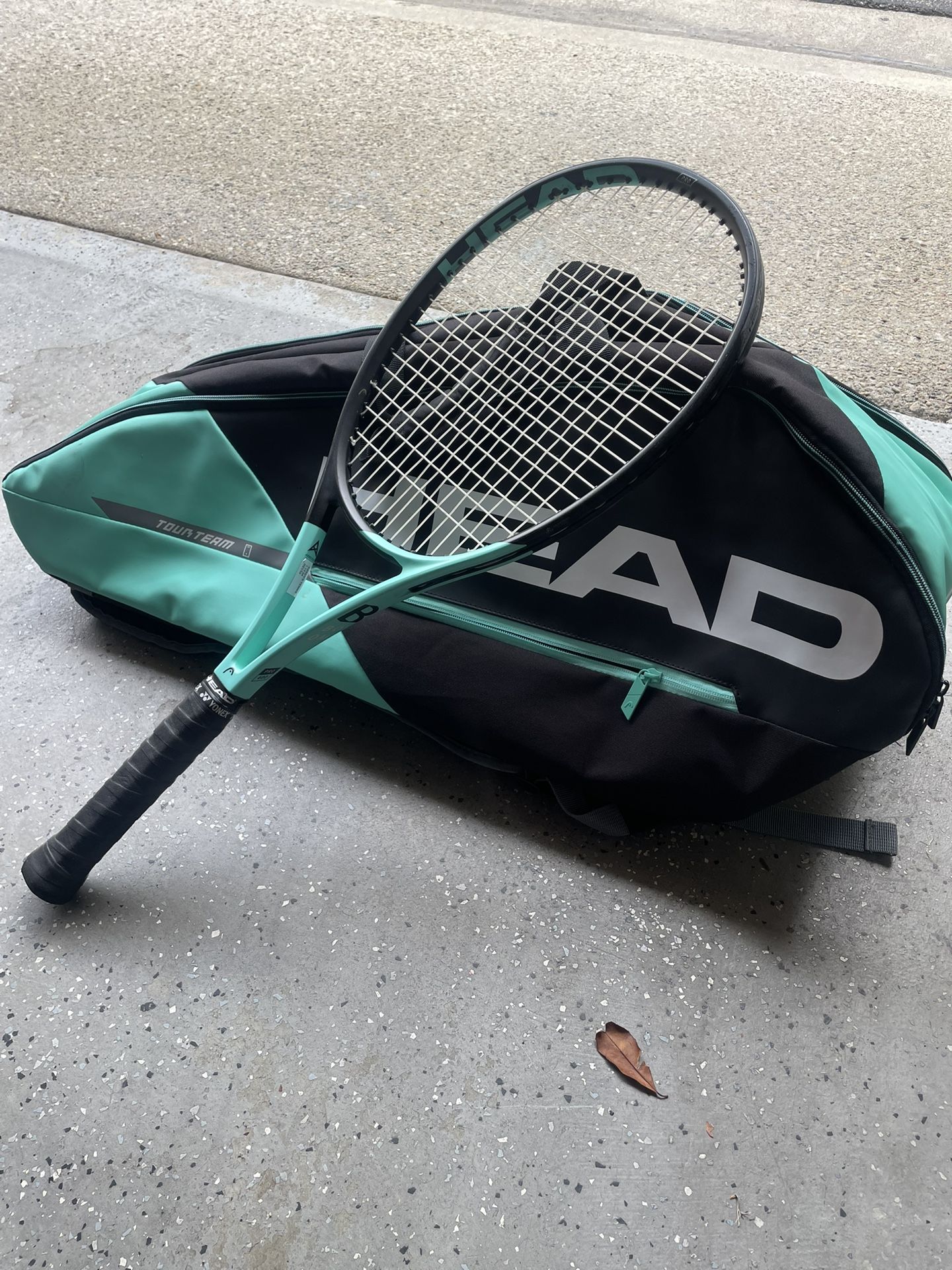Head Boom Pro (2022) Tennis Racket (4 1/4) + Matching Bag