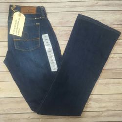 NEW Women's LUCKY BRAND Sofia boot jeans size 2, 4 and 6
