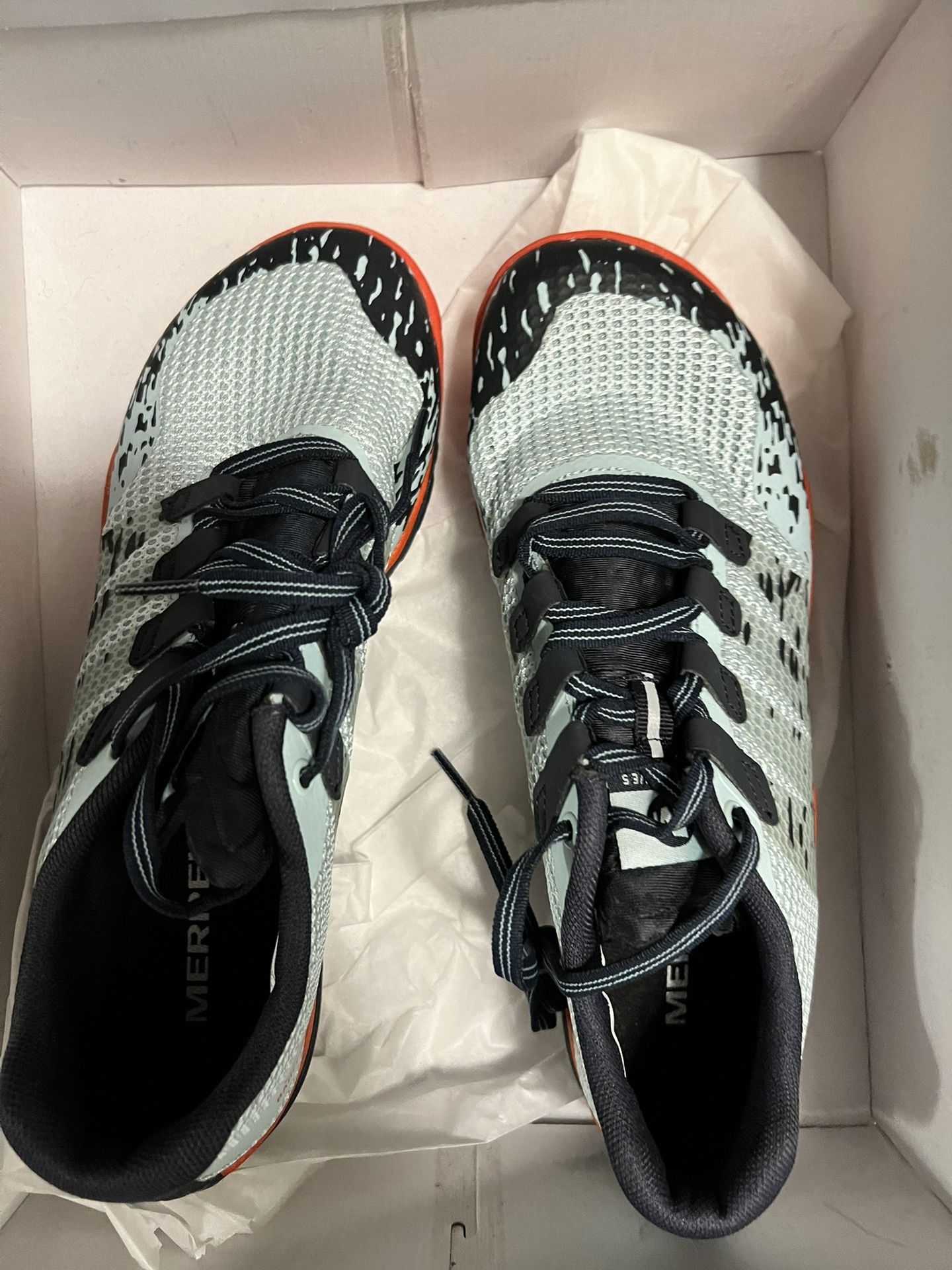 Size 7 Merrell Trail Shoes 