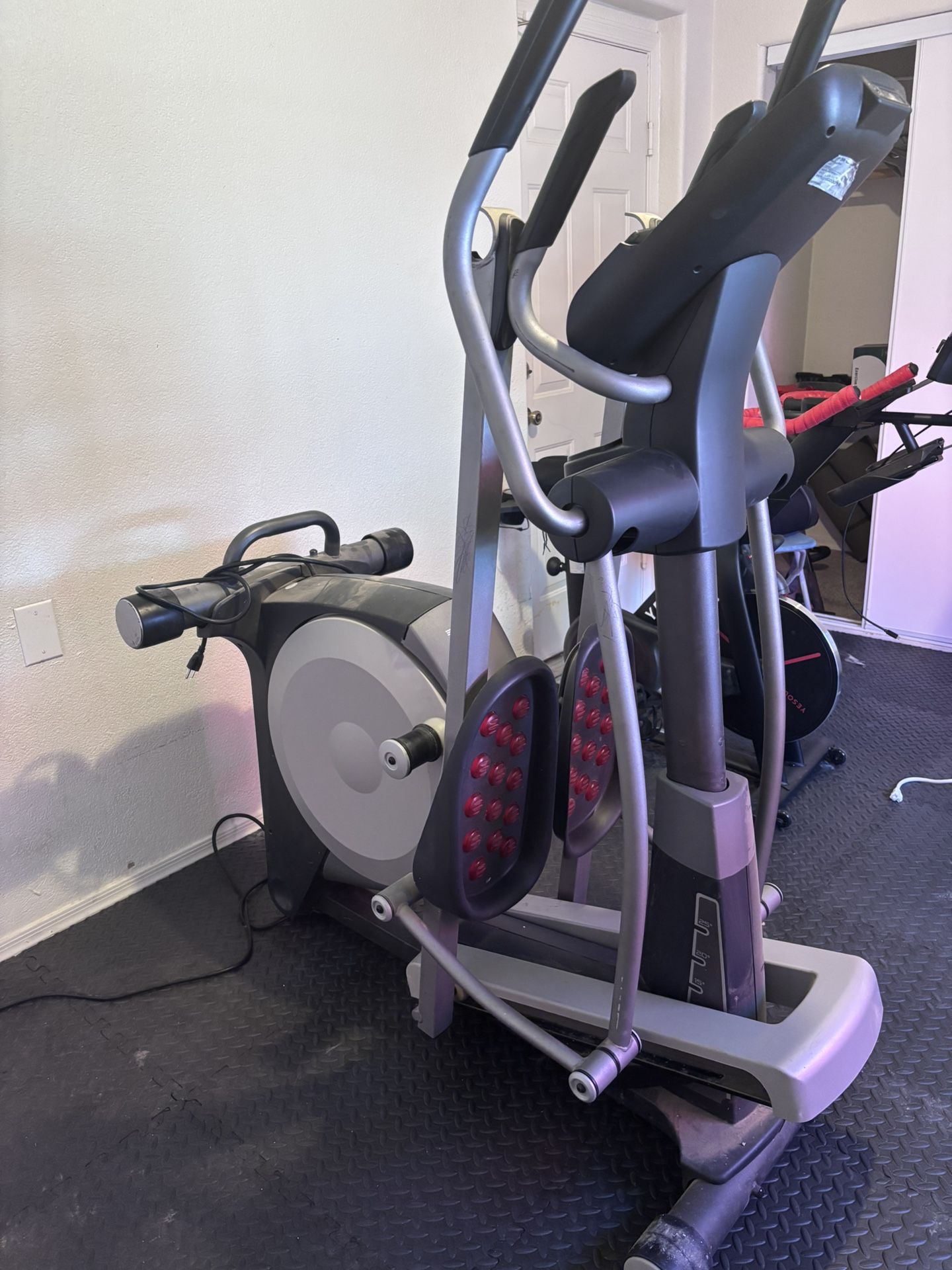 elliptical 