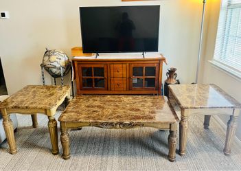 3-Piece Ornate Brown Faux-Marble Table Set (Cash only / Pick Up only.)