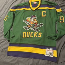  AUTHENTIC CHARLIE CONWAY JERSEY BRAND NEW