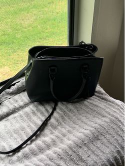 ALDO Black Tote Purse with Crossbody Strap – Lightly Used