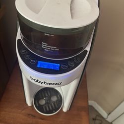 BabyBrezza Formula Dispenser
