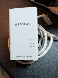 NETGEAR PowerLINE 1000 – Like New – Complete Set