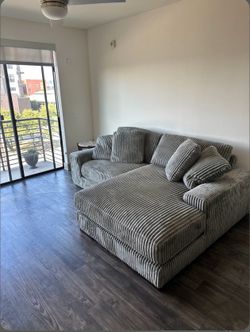 2 piece Grey Corduroy Sectional 🩶🛋️🩶
