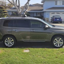 2010 Toyota Highlander Hybrid 