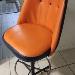 Gator Lovers Bar Stool