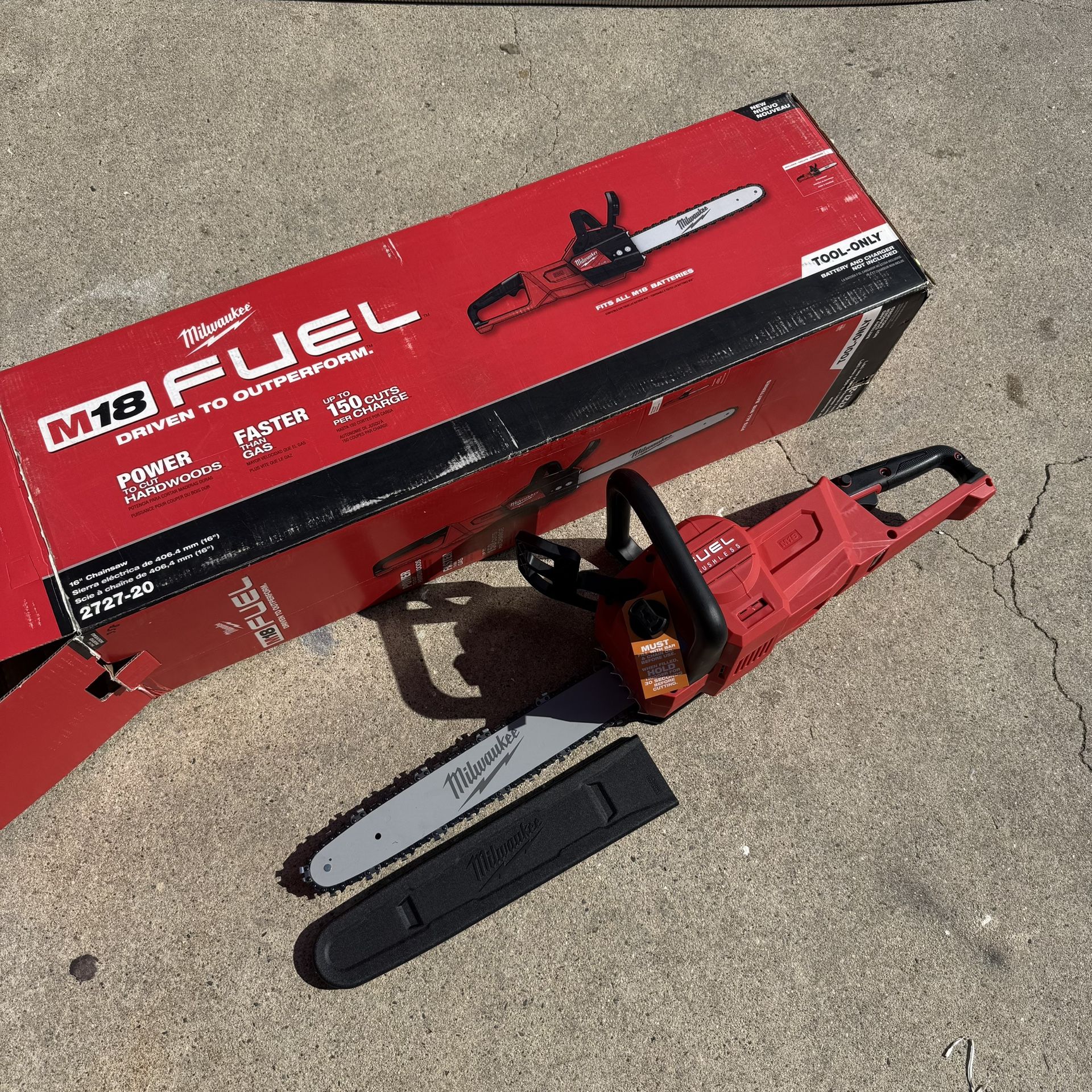 Milwaukee M18 FUEL 16 in. 18V Lithium-Ion Brushless Battery Chainsaw (Tool-Only) (Brand New)