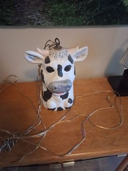 Cow shaped lamp
