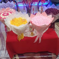 36 Hanh Made Rose Bouquet