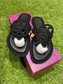 Tory Burch Black Rhinestone ( SIZE 8)