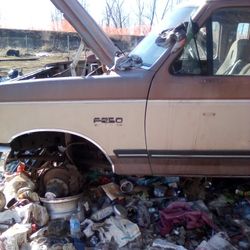 Ford F-250 Long Box 4 Wheel Drive Call See If You Need Parts I Got Parts Installed It