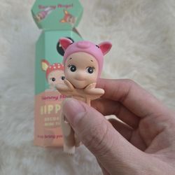 Sonny Angel hipper mini figure attach me animal Pig new sticker