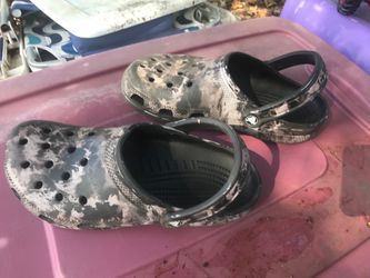 Nice crocs only $20 camouflage