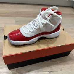 Jordan 11 Retro Red