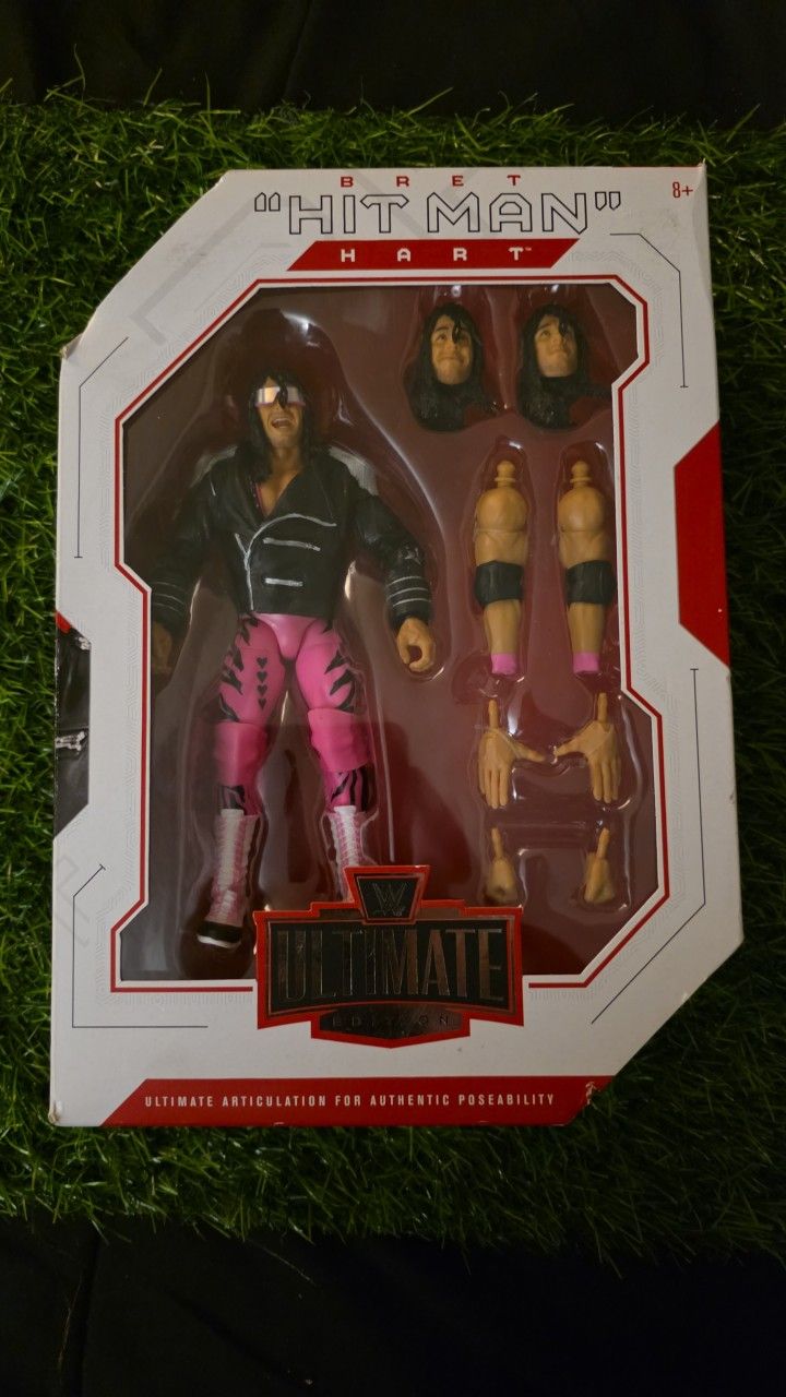 WWE  Bret Figure 