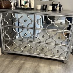Silver Mirrored Drawers Dresser
