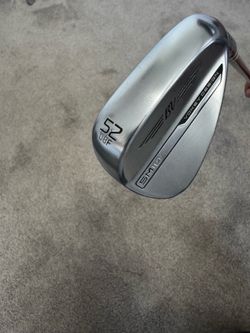 Vokey SM10 52 /08 F wedge