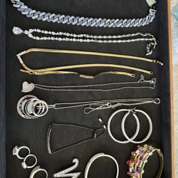 14-Piece High-Quality Costume Jewelry Lot – Necklaces, Bracelets, Rings, Earrings & Pin