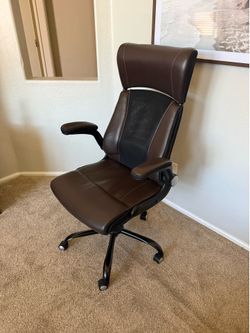 Brown modern office chair