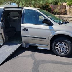 2005 Dodge Grand Caravan