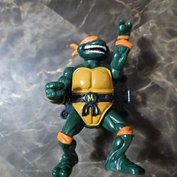 Vintage TMNT Talkin’ Michelangelo Playmates Action Figure