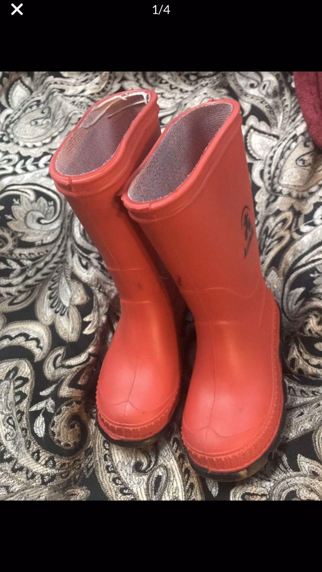 Kamik toddler rain boots size 7..