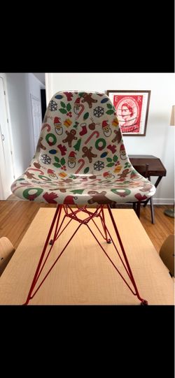 Modernica Case Study “ugly sweater” chair