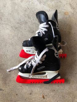 Size 2 skating shoes- Bauer