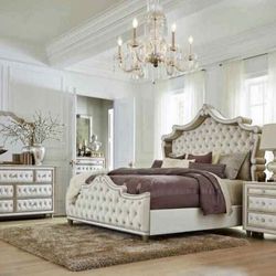 Limited time offer: king and Queen bedroom sets| Finance and delivery available!