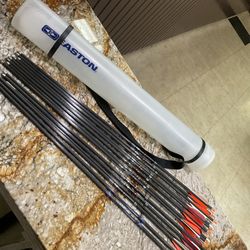 Easton & Gold Tip Arrows in Easton Case