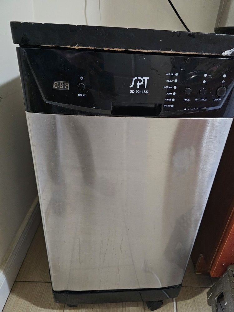 SPT 18" Portable Dishwasher With Wheel