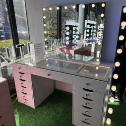 Premium White Makeup Vanity w. 13 Drawers and LED Mirror (2.4)