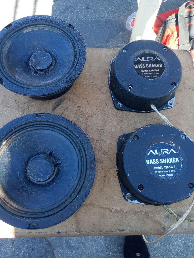 2 Bass Shaker 2 Door Speakers 