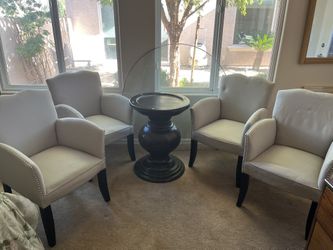 Round Pedestal Glass Dining Table and 4 SAFAVIEH Dining Toulon Tan Linen Arm Chairs