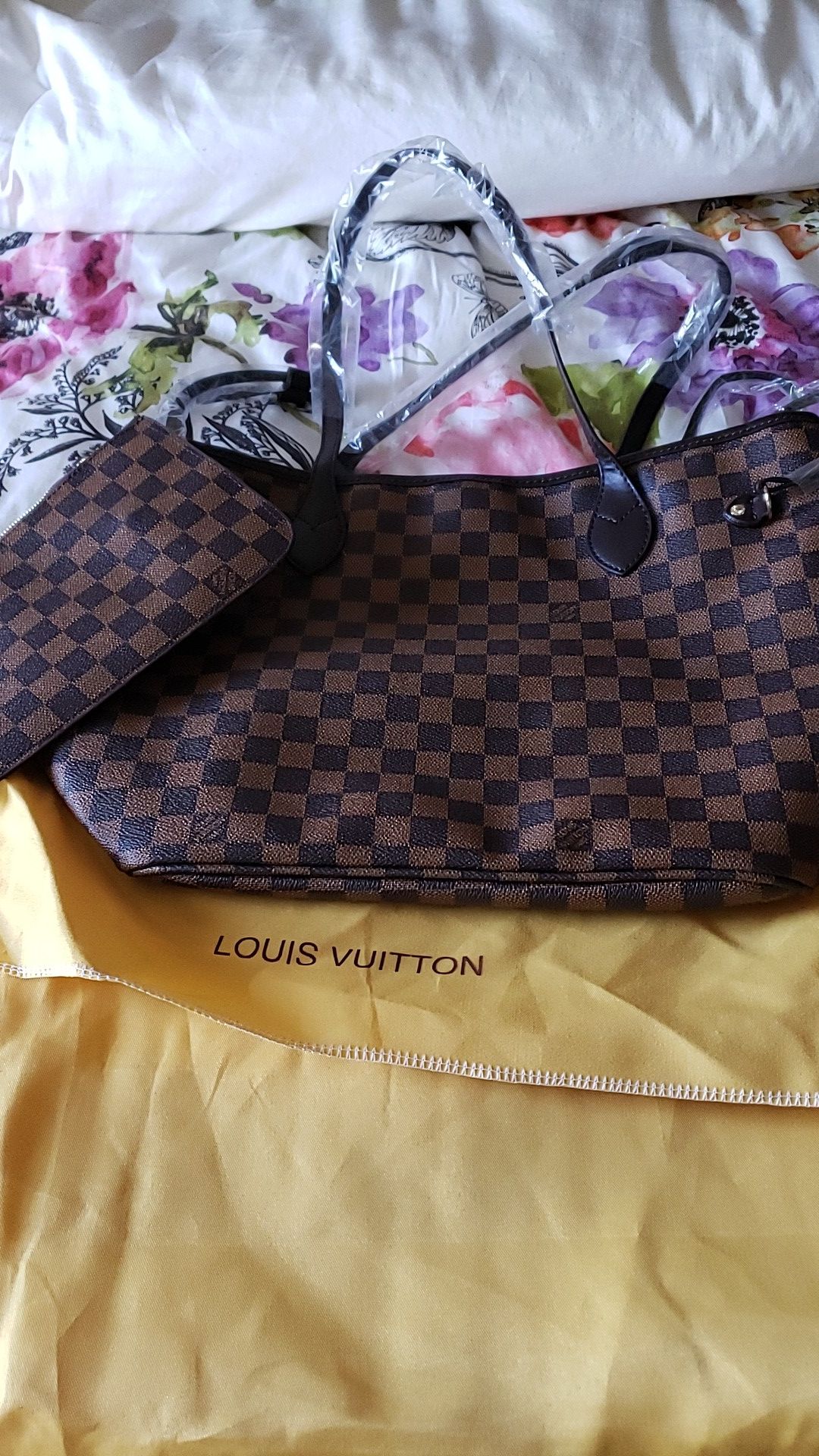 Original Louis Vuitton bag. Check out my other items