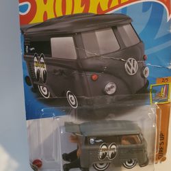 Hot Wheels Kool Kombi Die-cast Toy Car. Have Crease On Packaging 