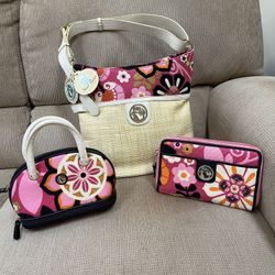 Spartina 449 Purse  Sirena Pattern   NEW With 2 Free Accessories  AND Spartina Bracelet!