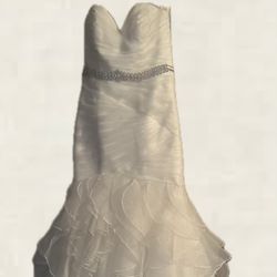 David’s Bridal Ivory Mermaid Wedding Dress Size 8