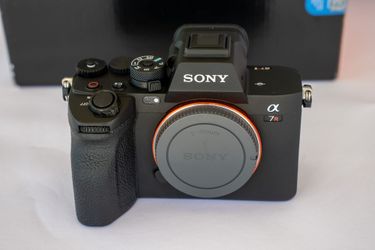 Sony a7rv camera body only