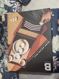 Table Pinball And Ball Toss Games 