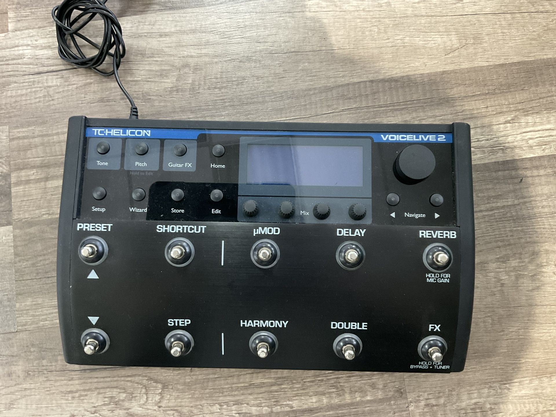 TC Helicon Voice live 2