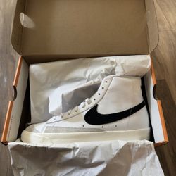 Nike Blazer Mid 77 Vintage 