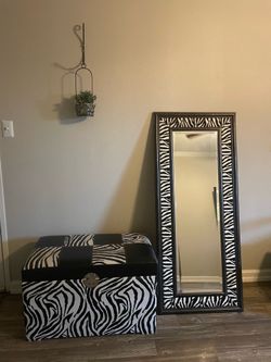 Mirror and chest