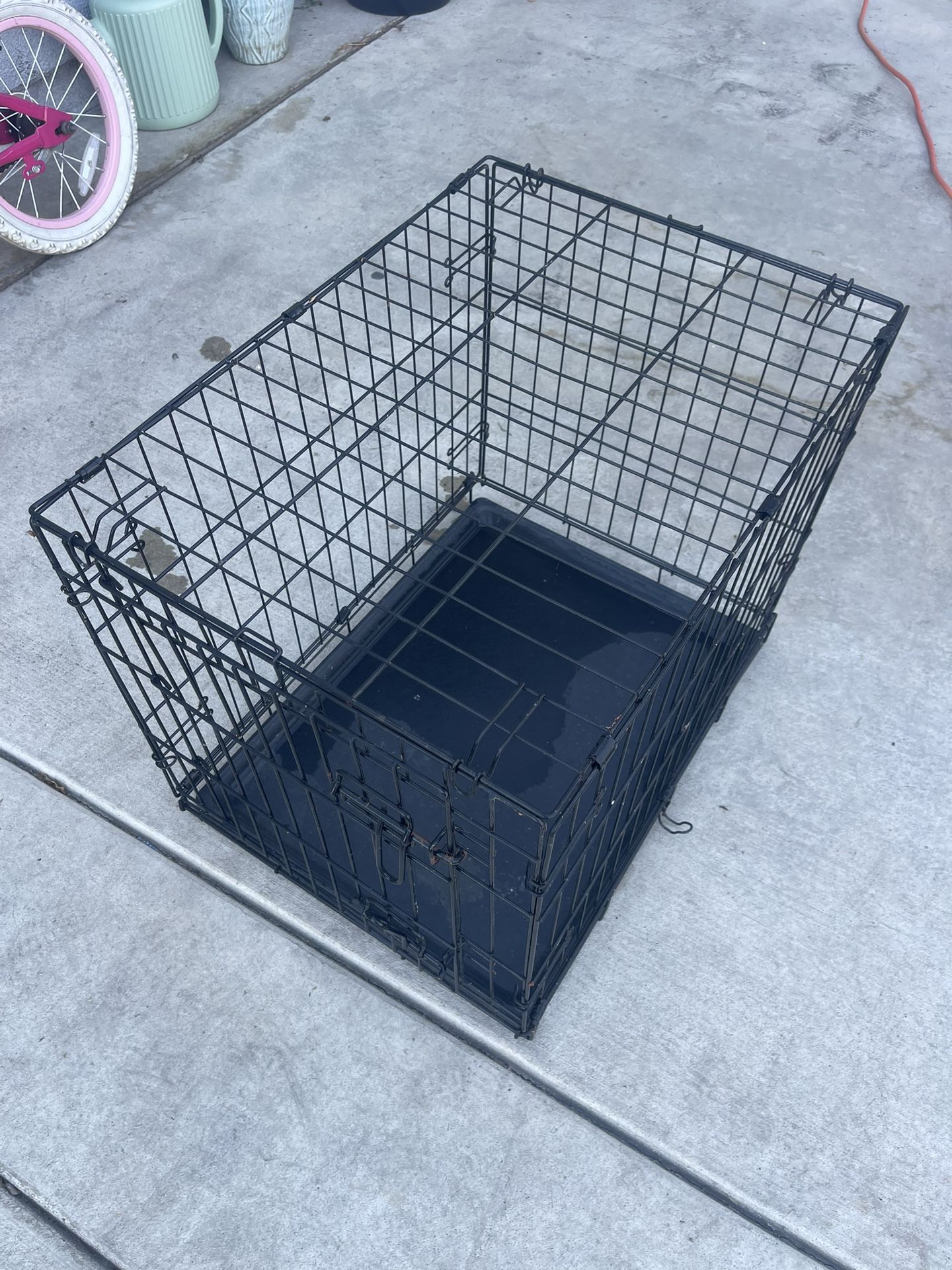 24X20X17 SMALL DOG CRATE 