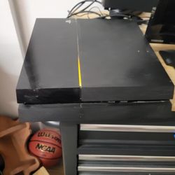 Play Station 4