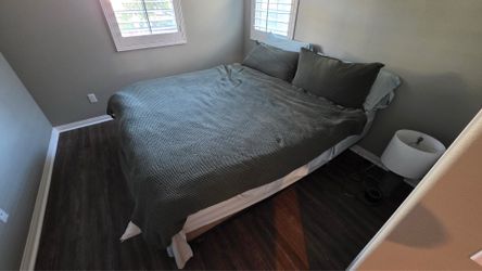 King size bed free