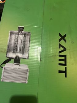 Indoor Plants Light New In Box 